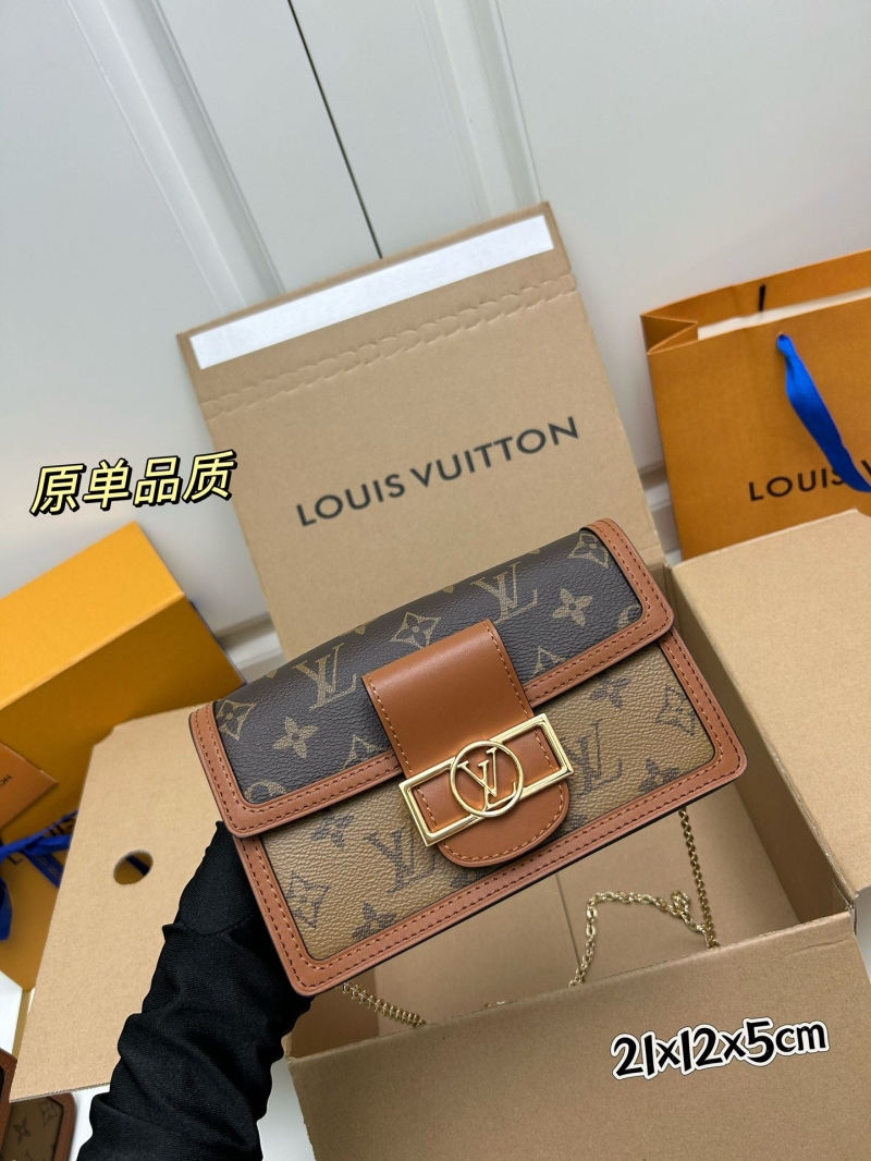 LV Clutch Bags